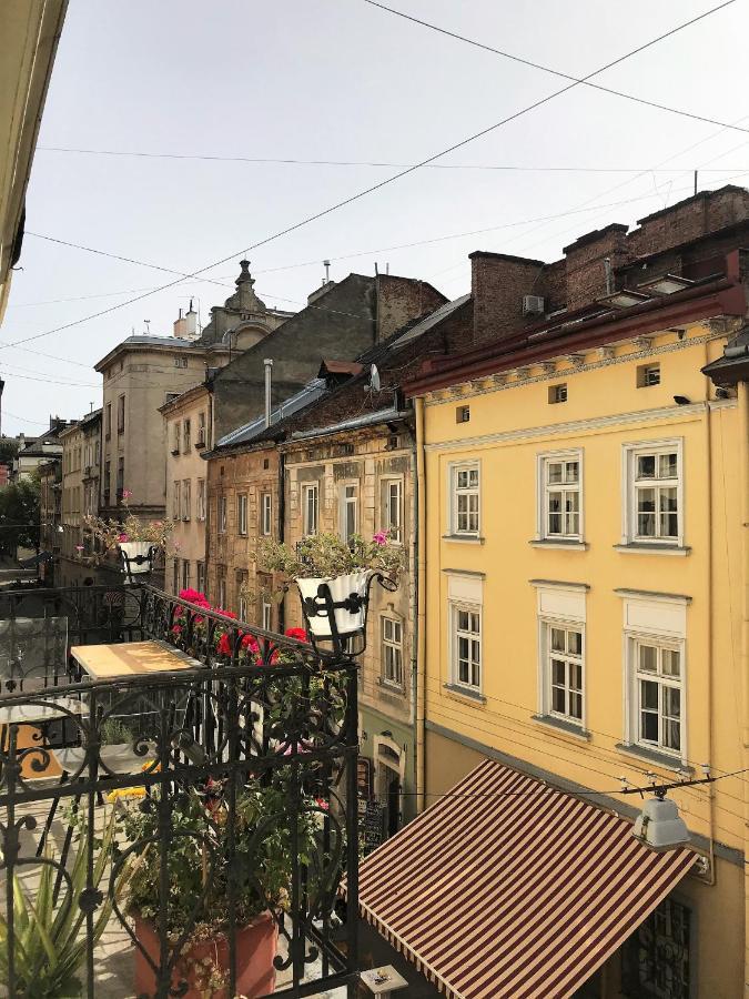 Center Lviv Rynok Square 17 Appartement Buitenkant foto
